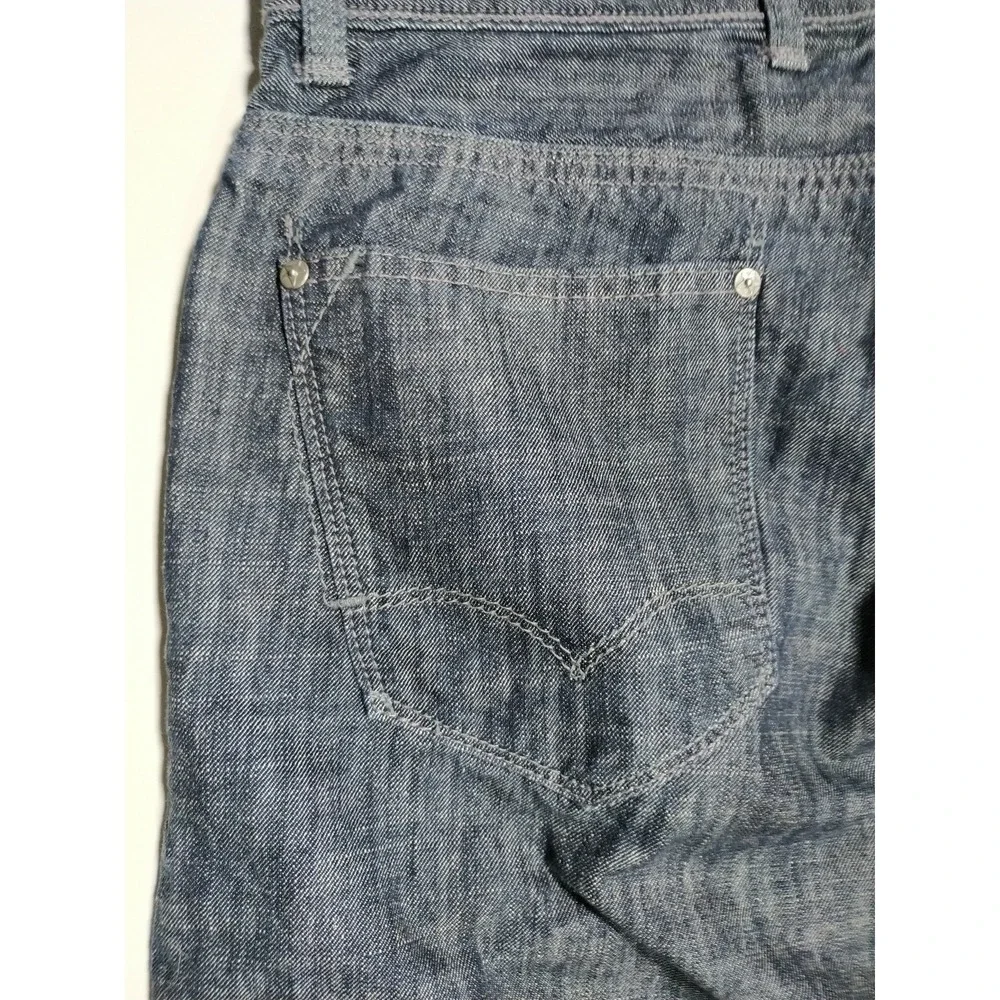 Unisex Rare Levis 